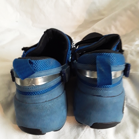 Jordan's - Picture 2 of 3